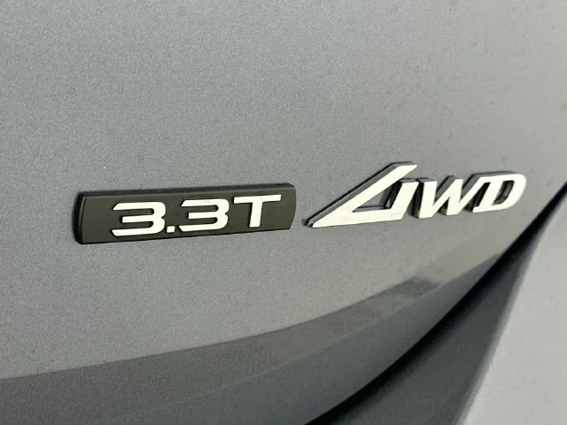 New 2026 Genesis G70 3.3T Prestige Graphite