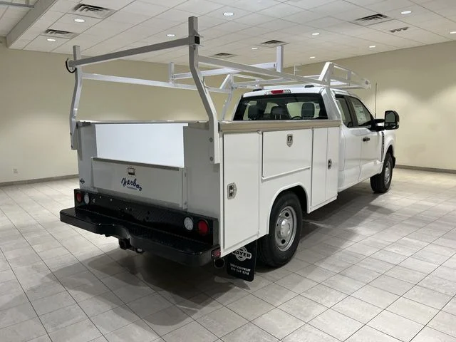 New 2026 Oxford White Ford F-250® XL image 34