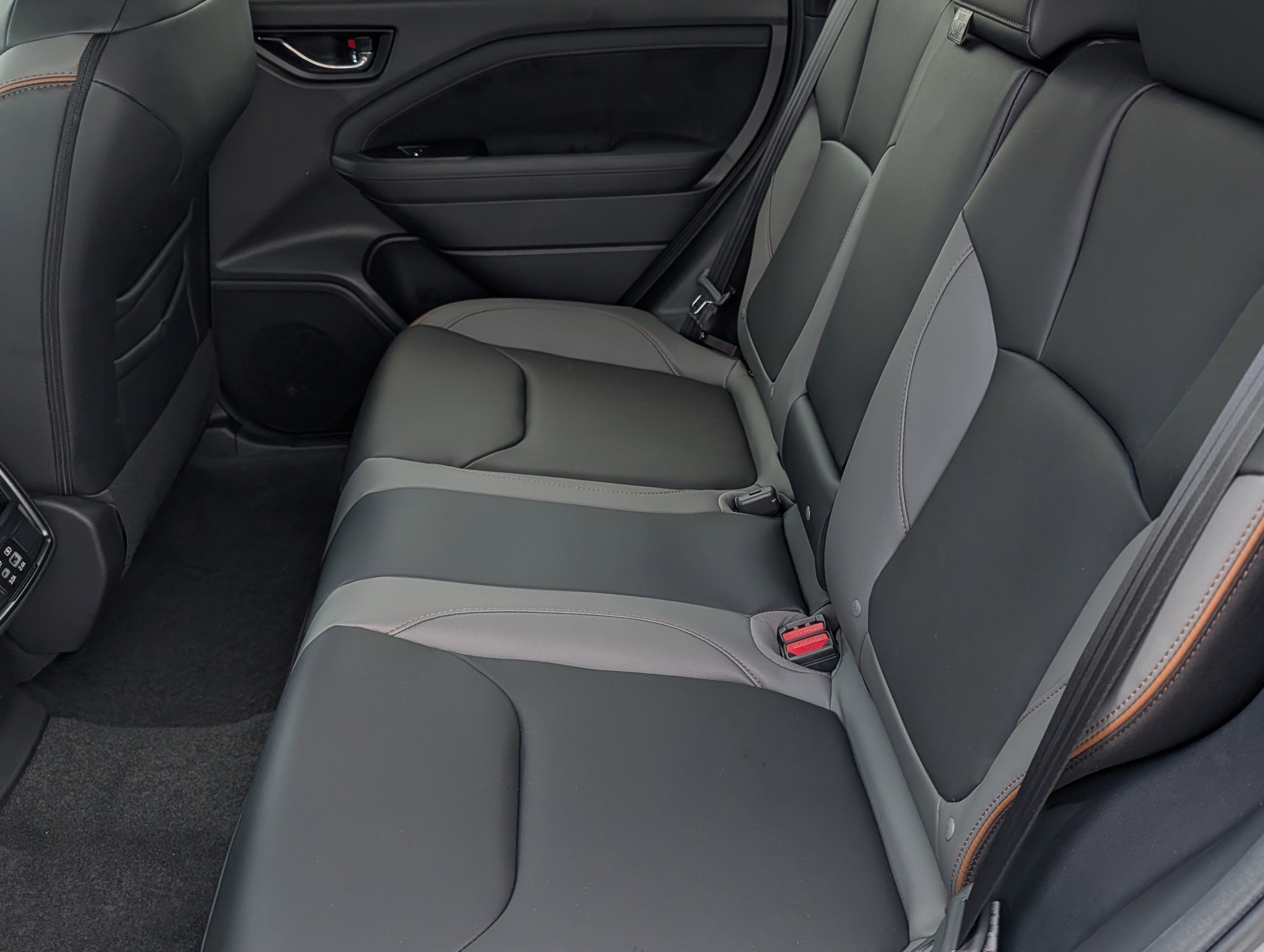 New 2026 CRYSTAL BLACK SILICA Subaru Sport Onyx Edition image 6