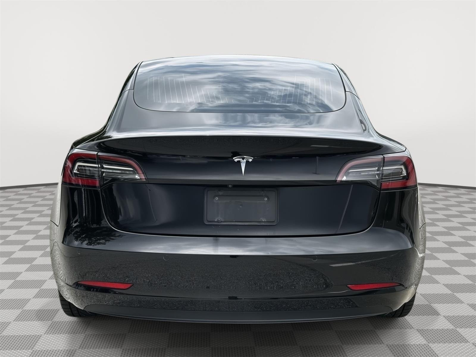Used 2019 Solid Black Tesla Standard Plus image 3