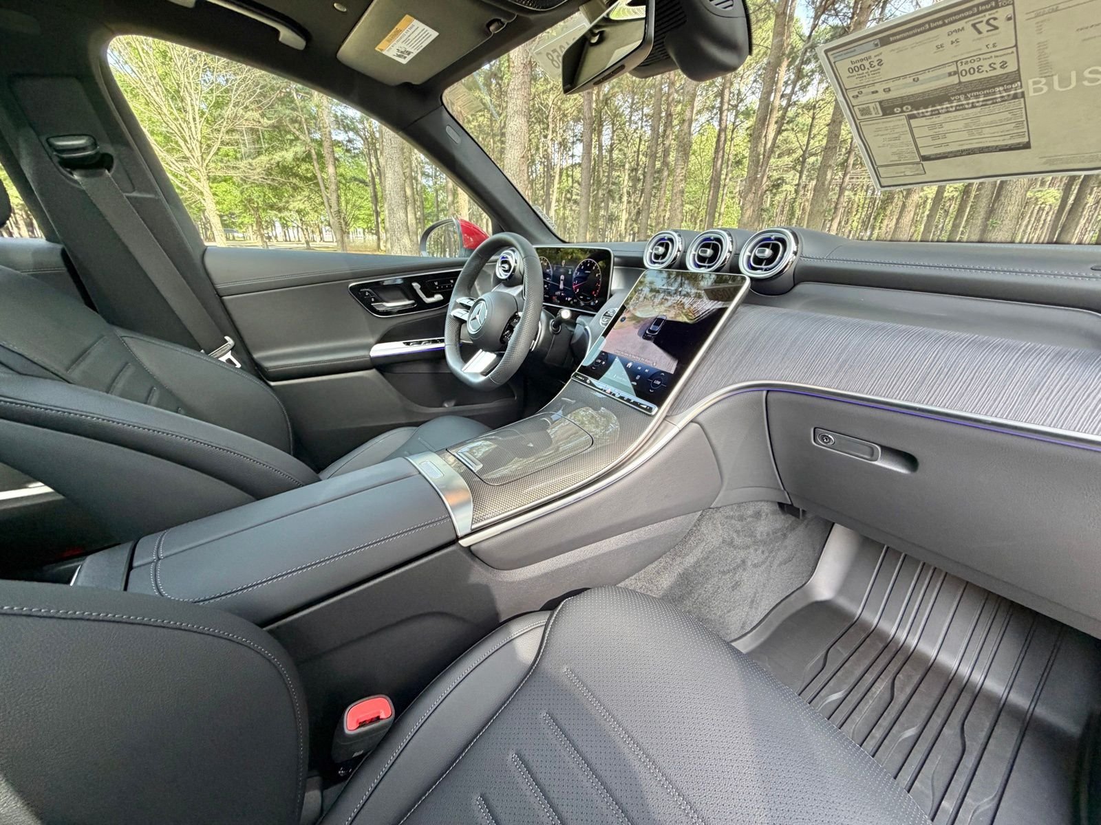 New 2026 Red Mercedes-Benz GLC 300 image 19