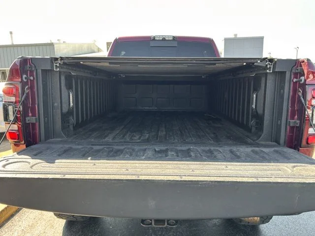 Used 2020 Red Ram Laramie image 12