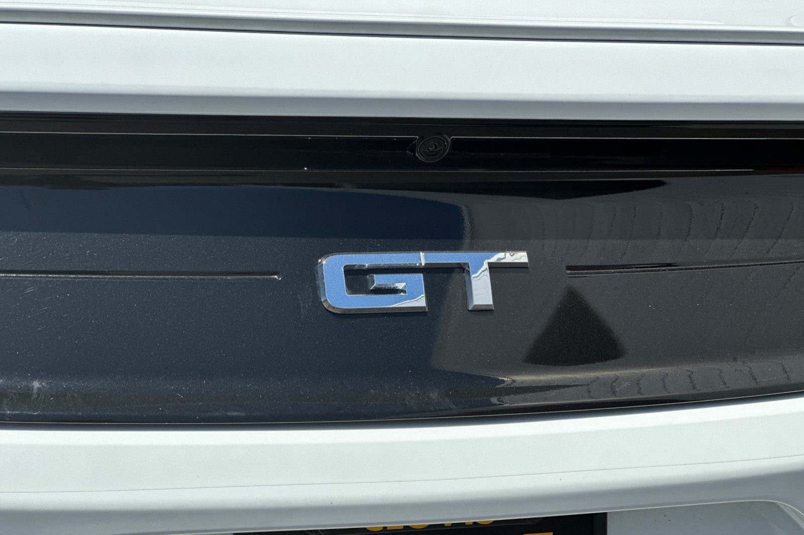 Used 2022 White Ford GT Premium image 30