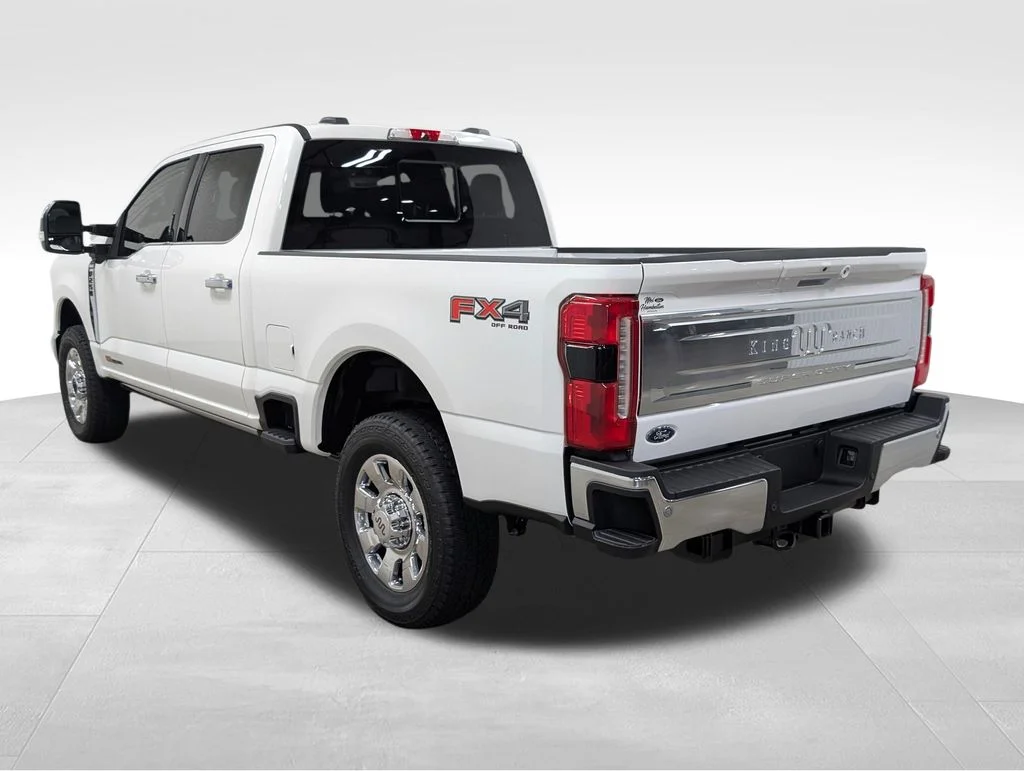 New 2026 Star White Metallic Tri-Coat Ford F-250® King Ranch® image 33