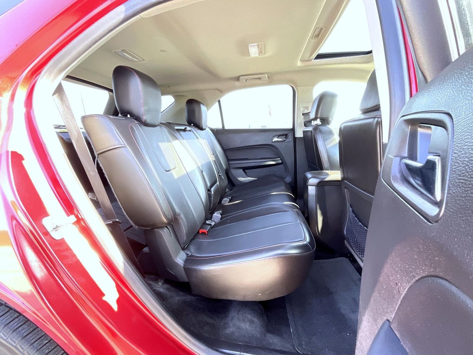 Used 2015 Red Chevrolet LT image 18