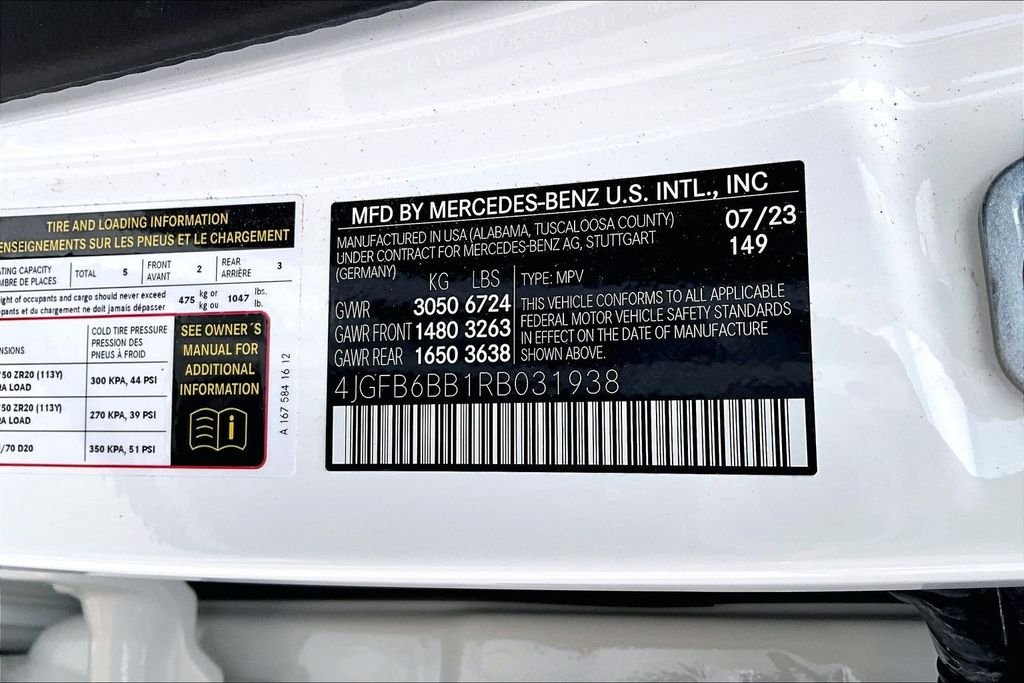 Used 2024 Polar White Mercedes-Benz GLE 53 AMG® image 31