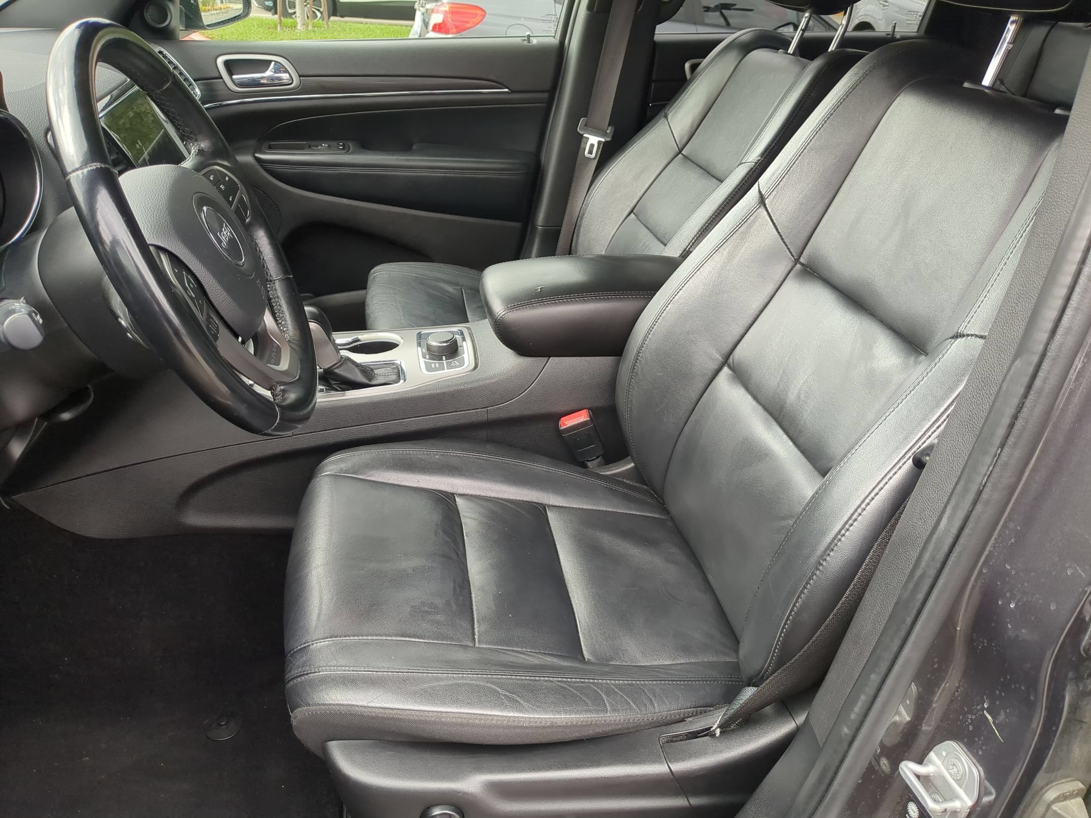 Certified Used 2021 Granite Crystal Metallic Clearcoat Jeep Limited image 23