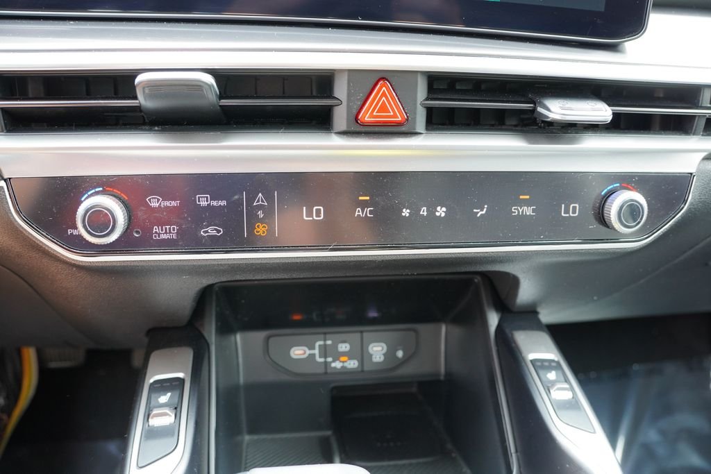 Used 2024 Gravity Gray Kia S image 29