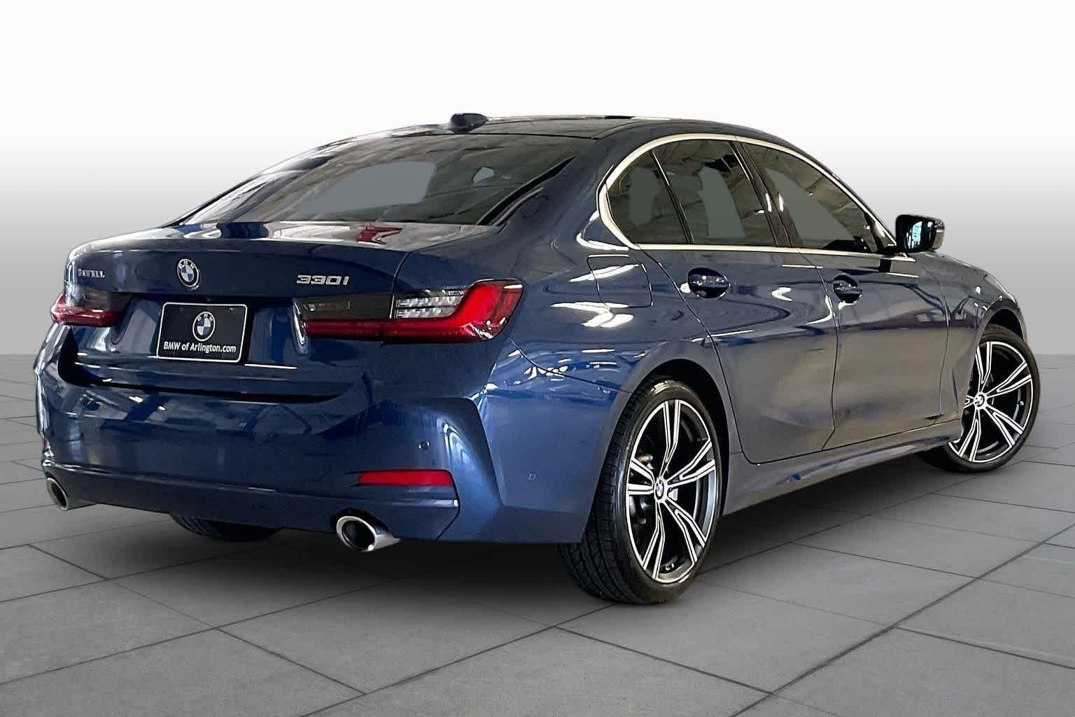 Used 2024 Phytonic Blue Metallic BMW 330i image 11
