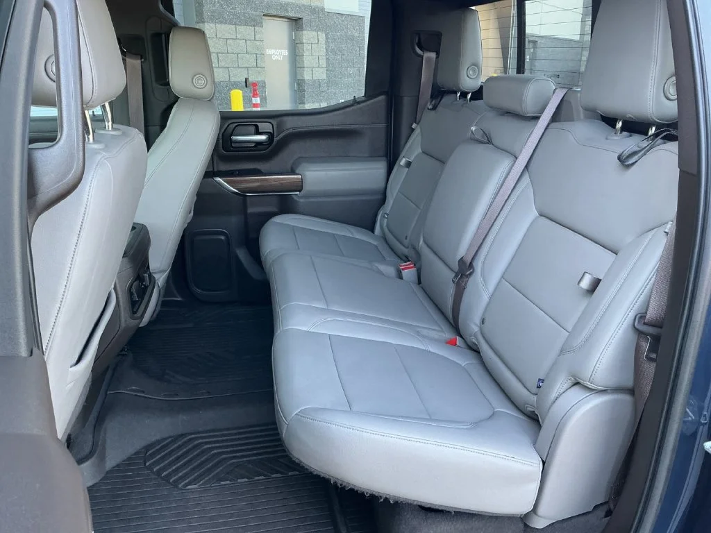 Used 2020 Blue Chevrolet RST image 28