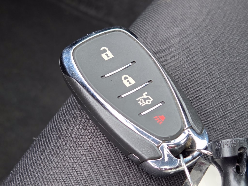 Used 2024 White Chevrolet LT image 36