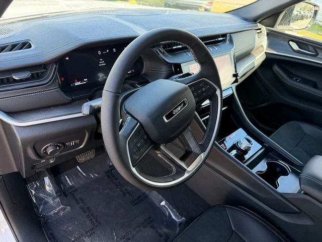 New 2026 White Jeep Altitude image 11