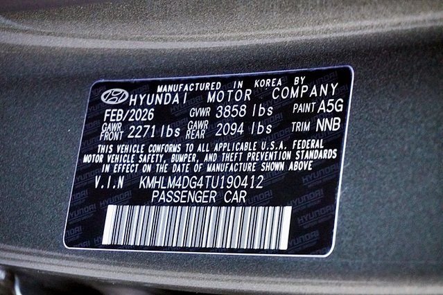 Used 2026 Gray Hyundai SEL Sport image 29