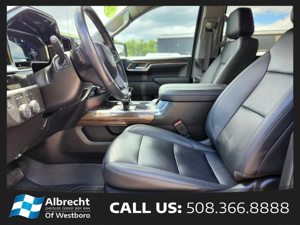 Used 2023 Black Chevrolet RST image 18
