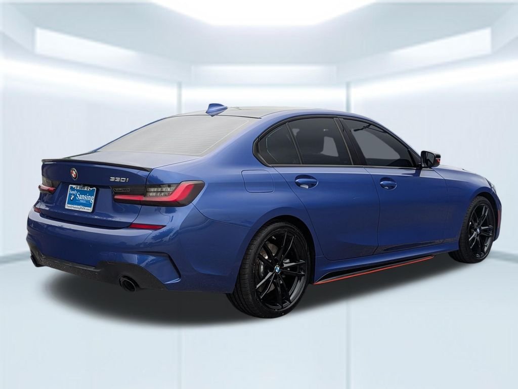 Used 2022 Blue BMW 330i image 5