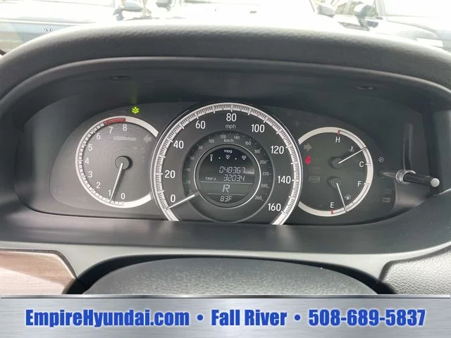 Used 2016 Silver Honda EX-L image 34
