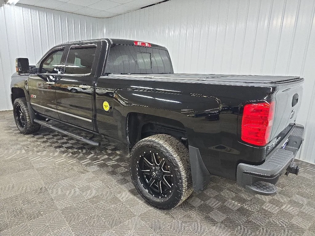 Used 2017 Black Chevrolet LTZ image 10