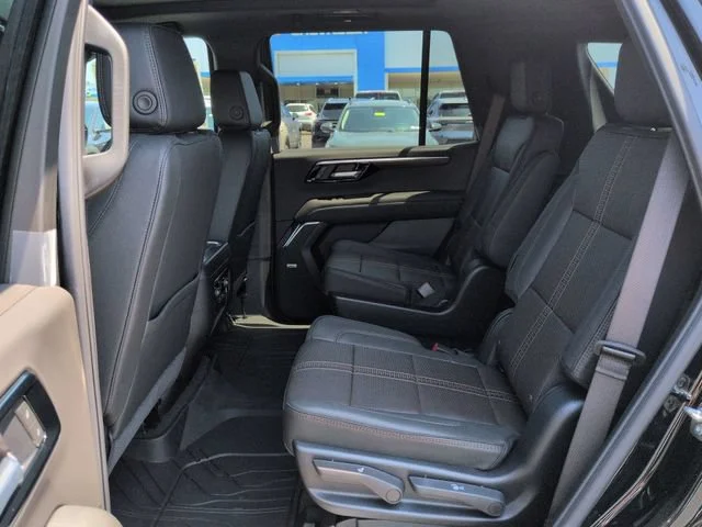 New 2026 Black Chevrolet High Country image 28