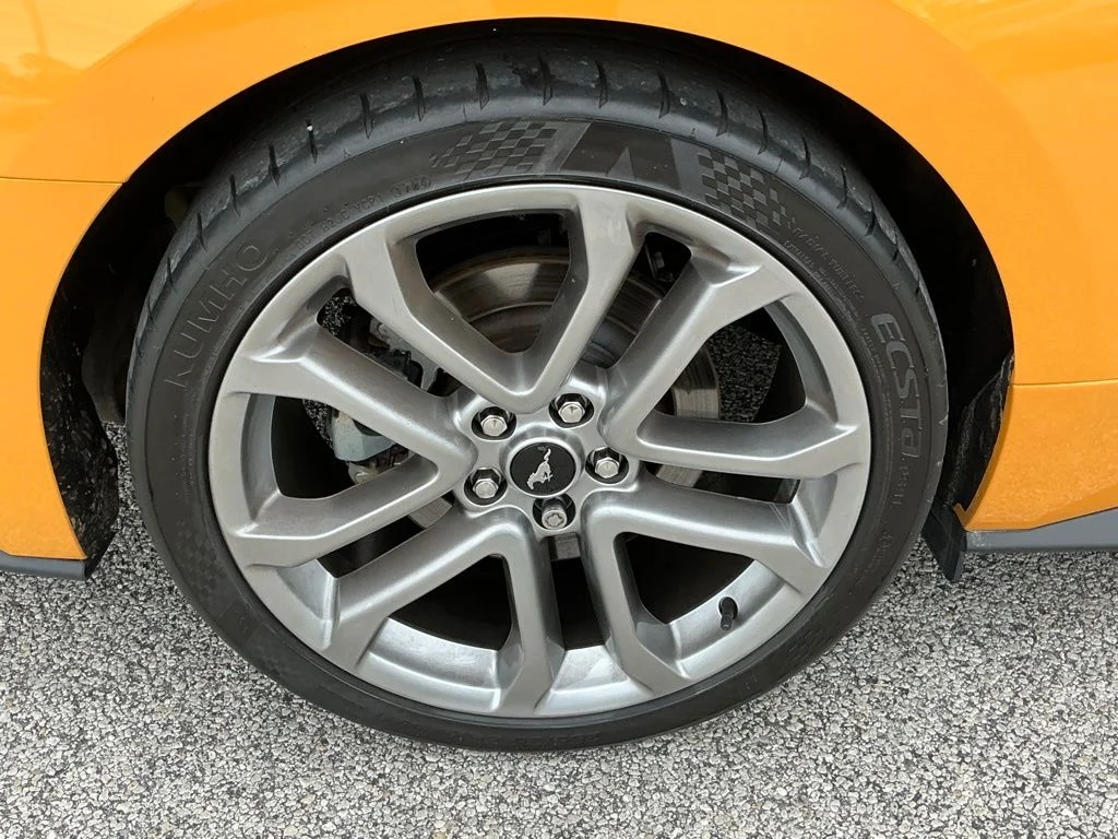 Used 2022  Ford GT Premium image 27