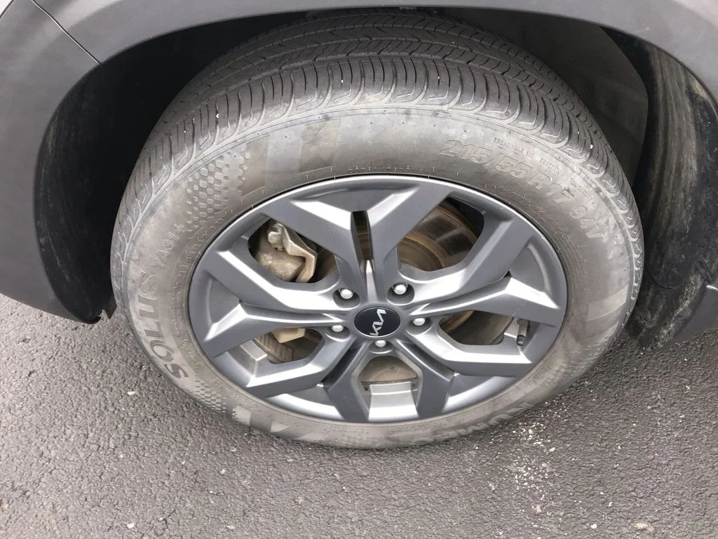 Used 2024 Gray Kia LX image 10
