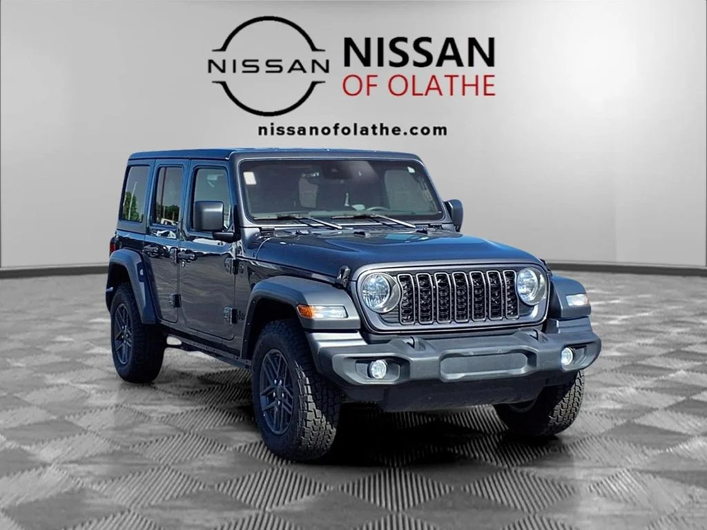 Used 2024 Gray Jeep Sport S image 29