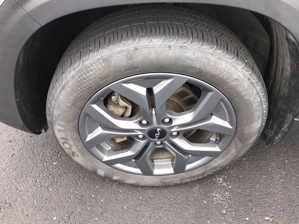Certified Used 2024 Gray Kia LX image 10