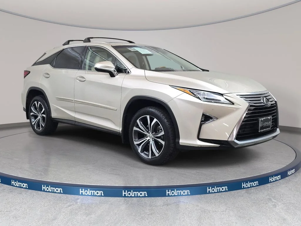 Used 2017 Beige Lexus 350 image 4