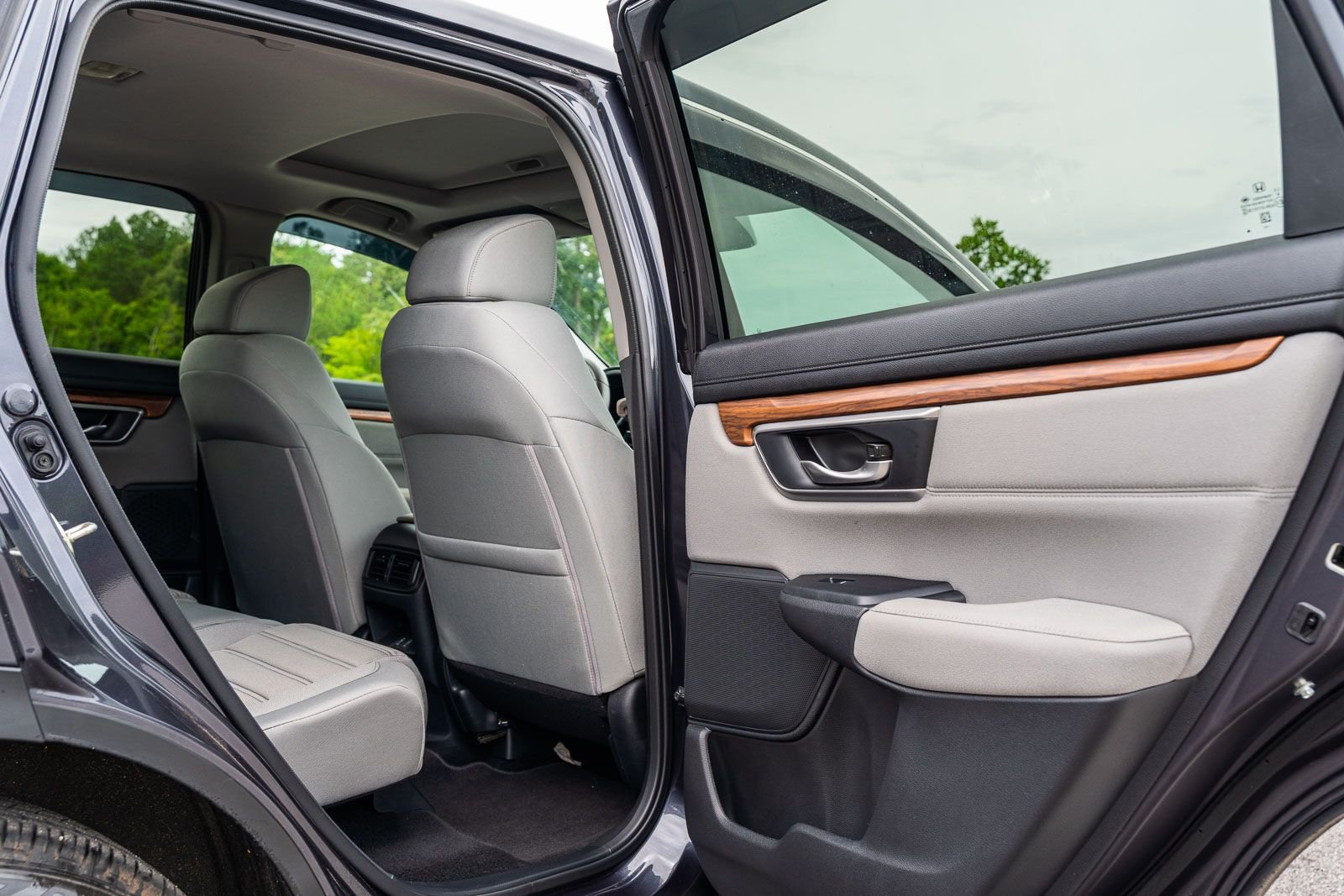 Used 2019  Honda EX image 14
