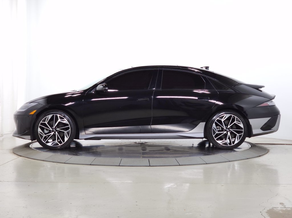 2023 Hyundai IONIQ 6 Limited - Photo 6