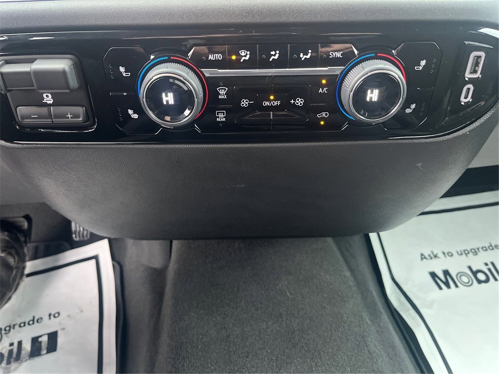 2025 Chevrolet Silverado 1500 LT - Photo 46