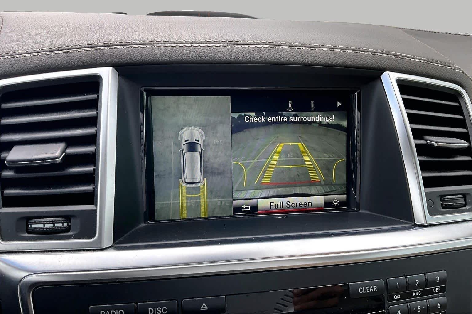 Used 2015 Polar White Mercedes-Benz GL 450 image 27