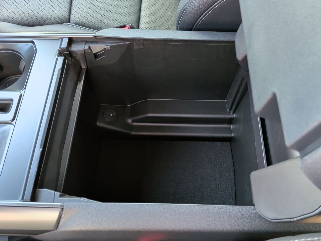 New 2026 Carbonized Gray Metallic Ford Lariat® image 37