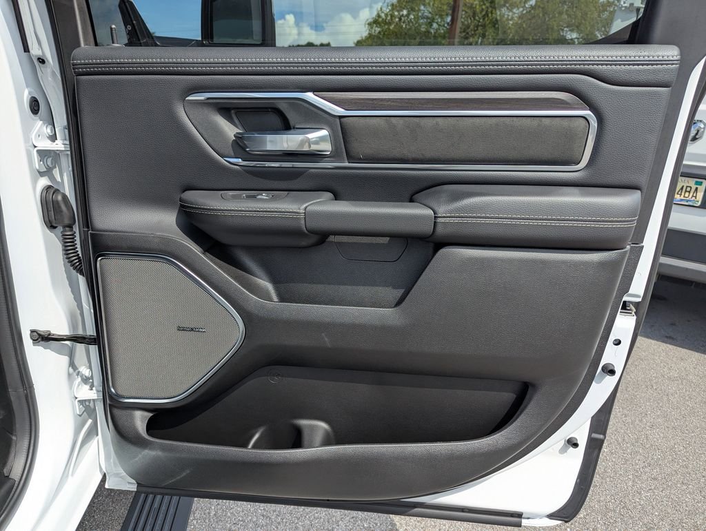 2026 RAM 1500 Laramie - Photo 32