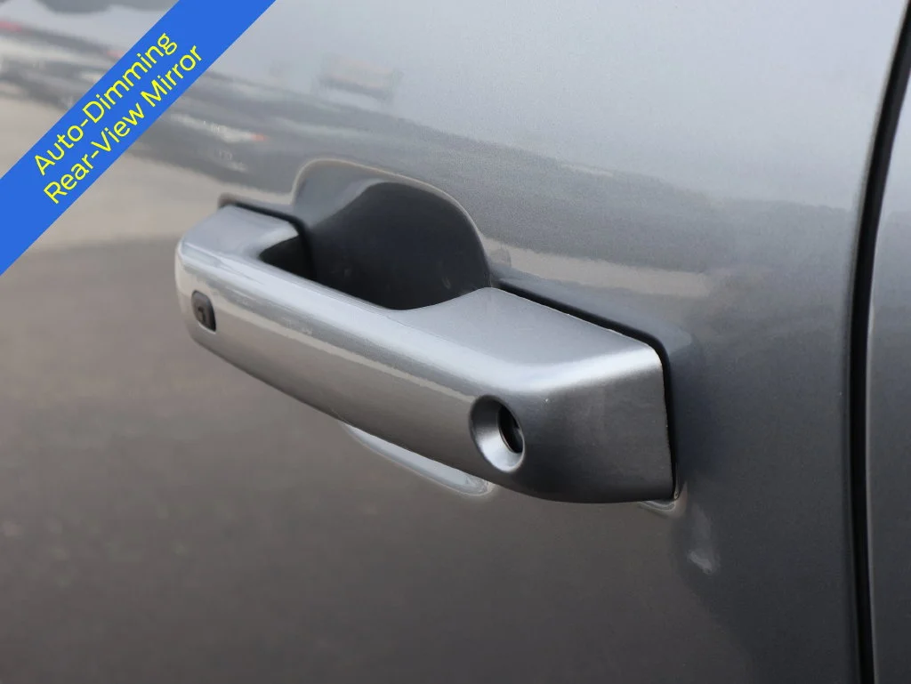 New 2026 Iconic Silver Metallic Ford XLT image 25