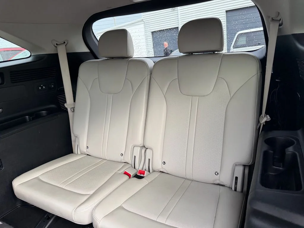 Used 2021 Red Kia EX image 12