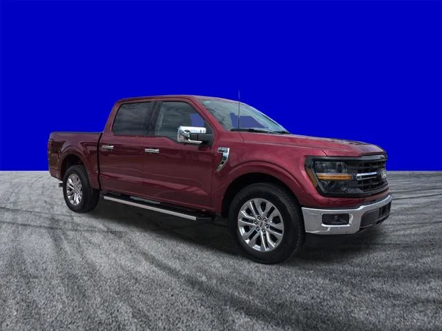 New 2026 Ruby Red Metallic Tinted Clearcoat Ford XLT image 2