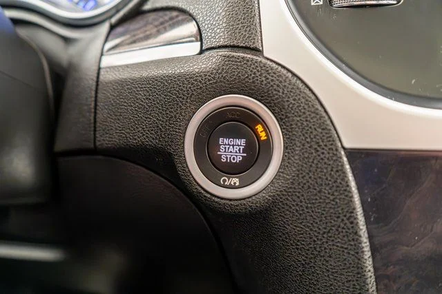 Used 2023 White Chrysler Touring image 28