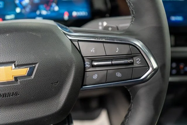 2027 Chevrolet Equinox LT - Photo 21
