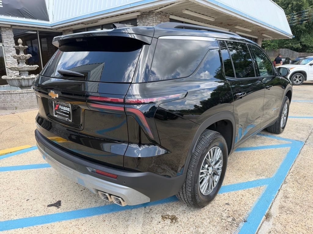 New 2026 Mosaic Black Metallic Chevrolet LT image 4