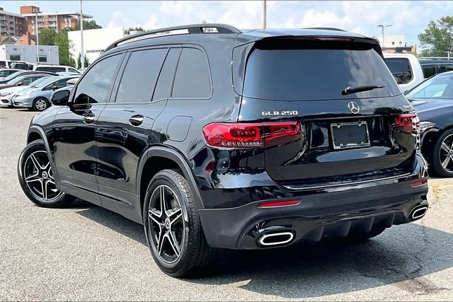 Certified Used 2023 Black Mercedes-Benz GLB 250 image 10