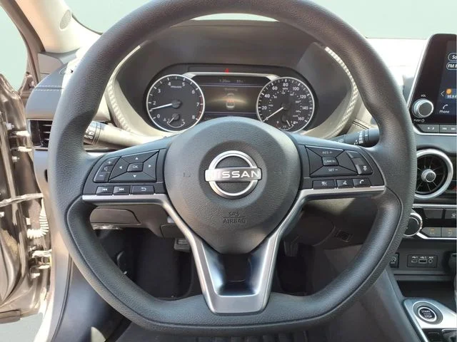 Used 2025 Gray Nissan SV image 22