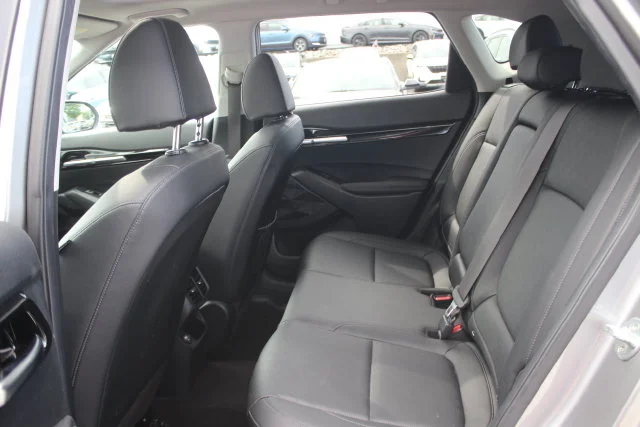 Used 2022 Gray Kia EX image 25