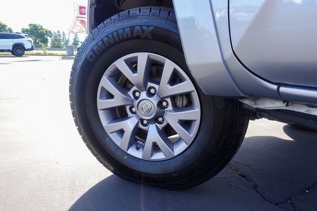Certified Used 2019 Silver Toyota SR5 image 13