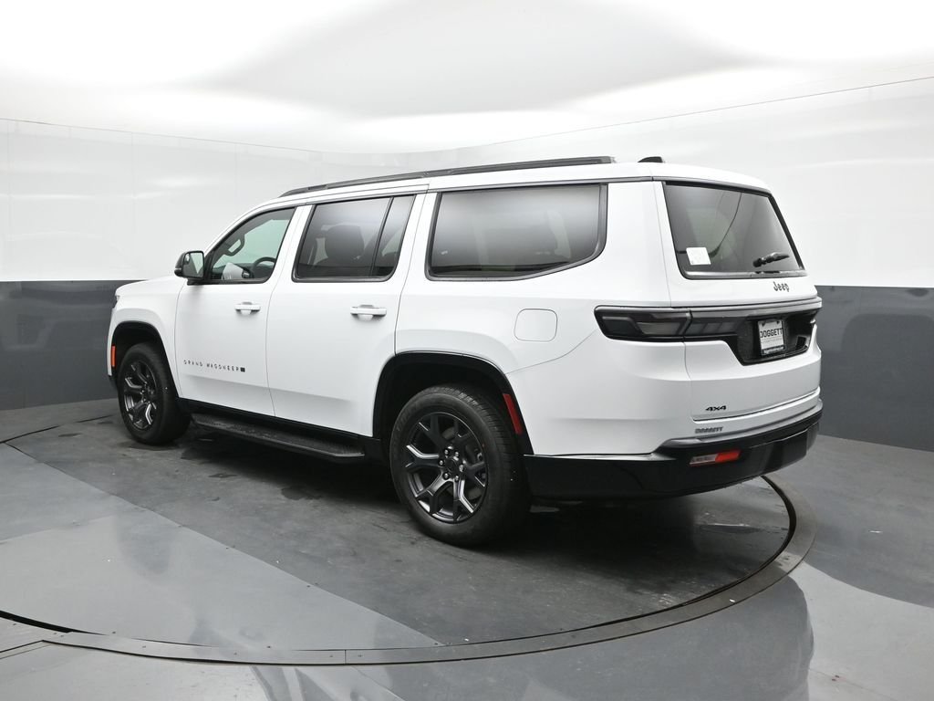 New 2026 Bright White Clear-Coat Exterior Paint Jeep Limited Altitude image 5