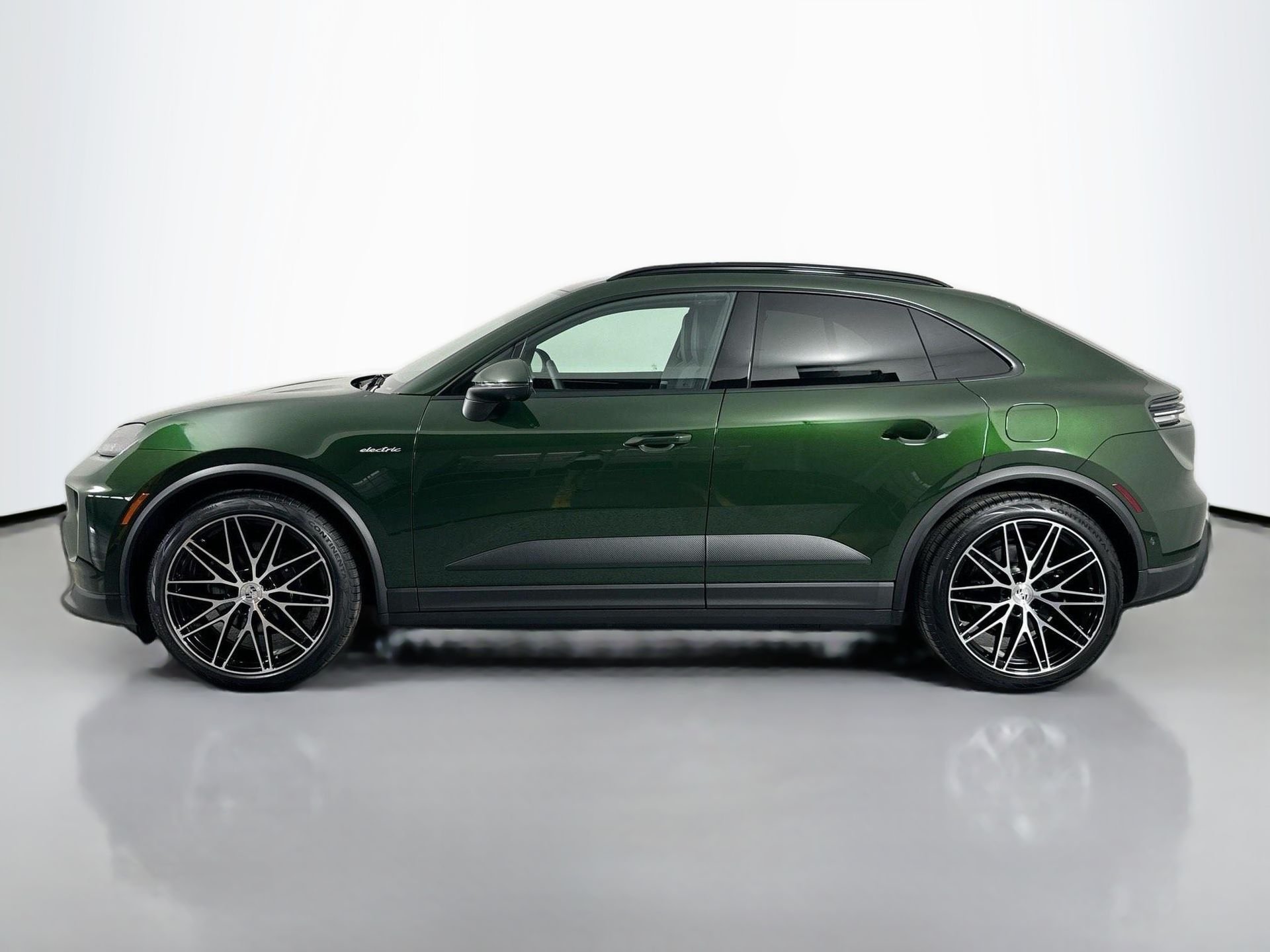 Certified 2025 Porsche Macan Base with VIN WP1AD2XA2SL077646 for sale in Fort Worth, TX