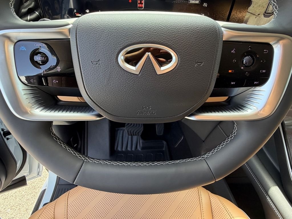New 2027 RADIANT WHITE INFINITI Luxe 2WD image 24