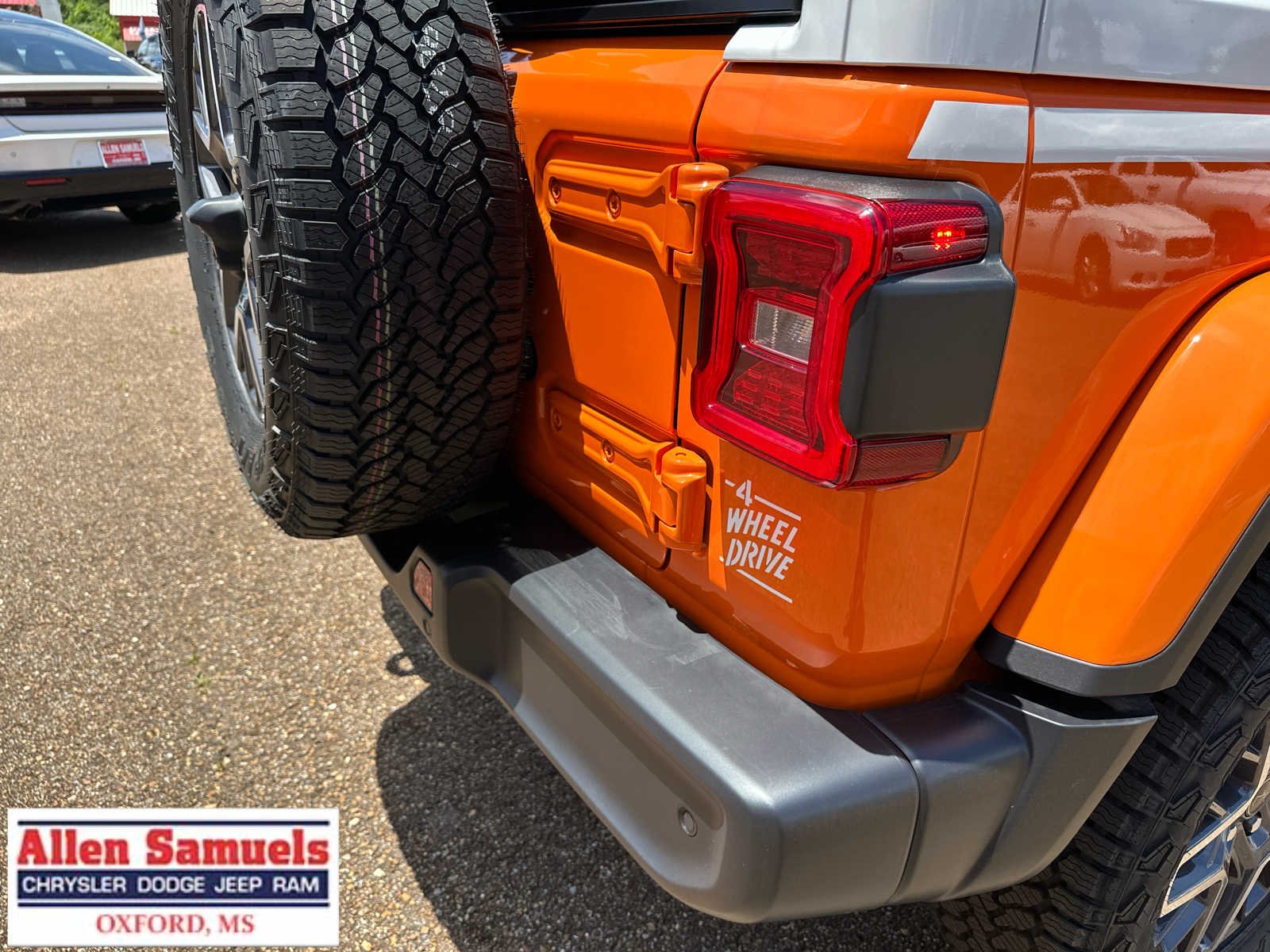 New 2026 Joose Exterior Paint Jeep Sahara image 54