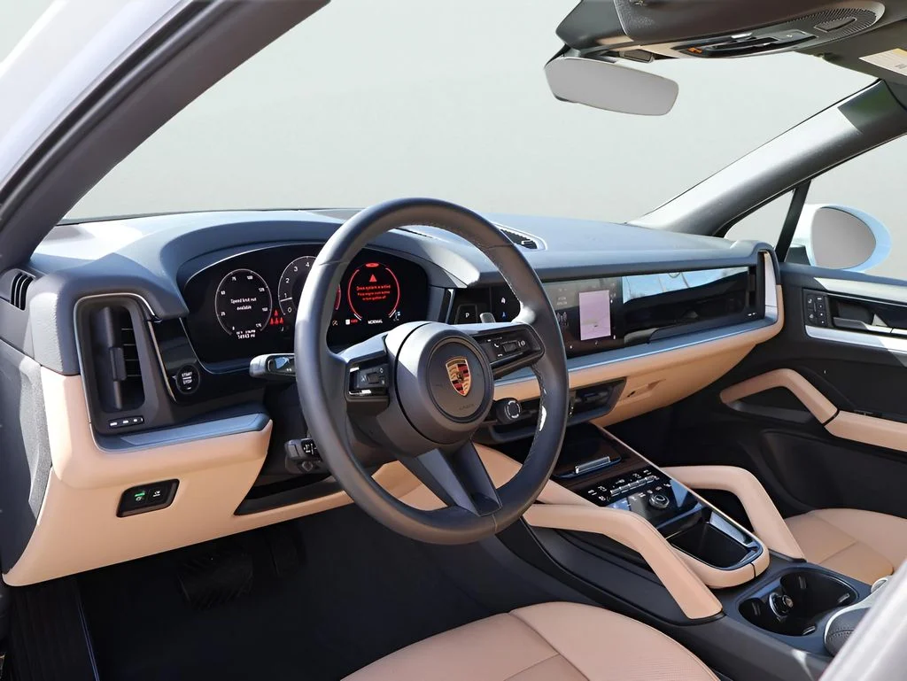 Used 2025 White Porsche  image 4