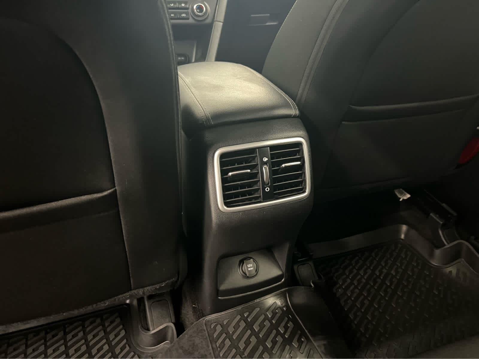 2022 Kia Sportage LX - Photo 26
