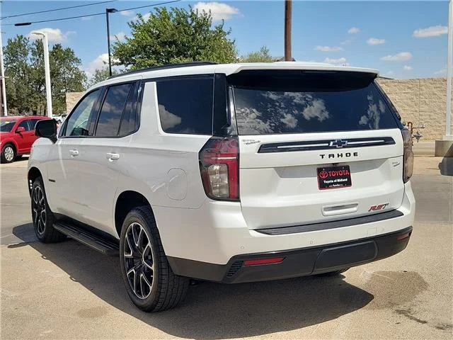Used 2024 White Chevrolet RST 4x4 image 2
